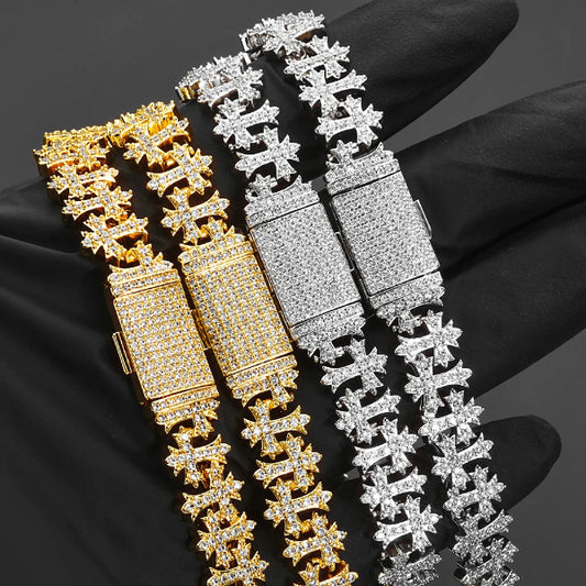 Pulsera Cubana de Eslabones de Cruz "Iced Out" – Estilo Hip Hop